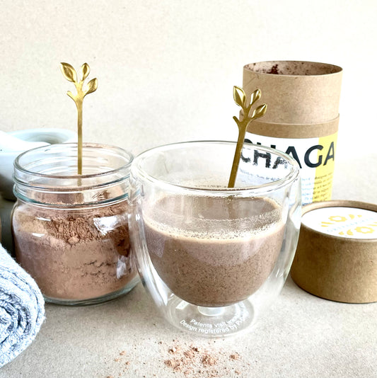 Varm choklad med Chaga utan socker utan mjölk vegan